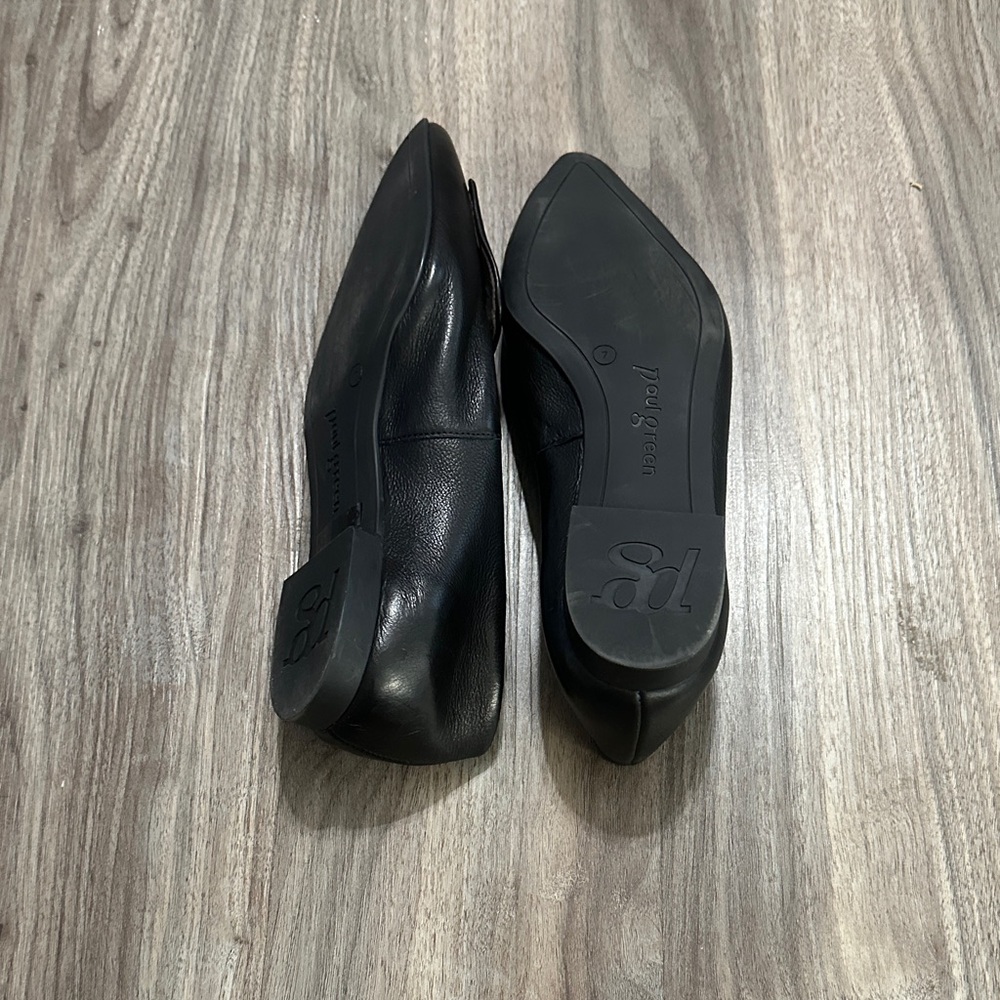 Paul Green Black Leather Flats - Picture 5 of 7
